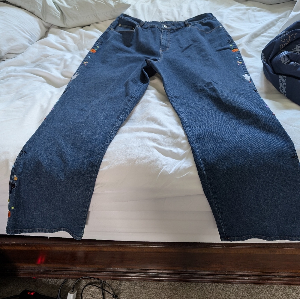 EUC Vintage Quacker Factory Halloween jeans, pants.Worn once. EUC. - Picture 9 of 9